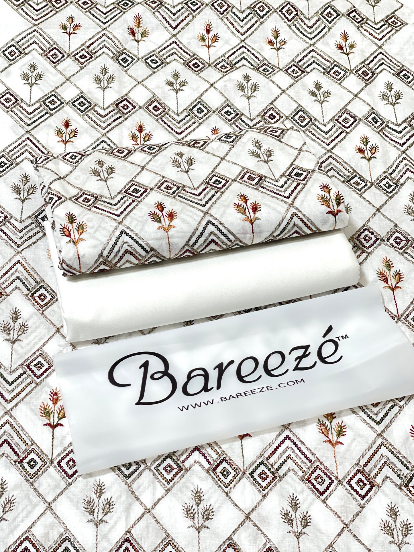 Bareeze Lawn 2pc Full Embroidery D#0140