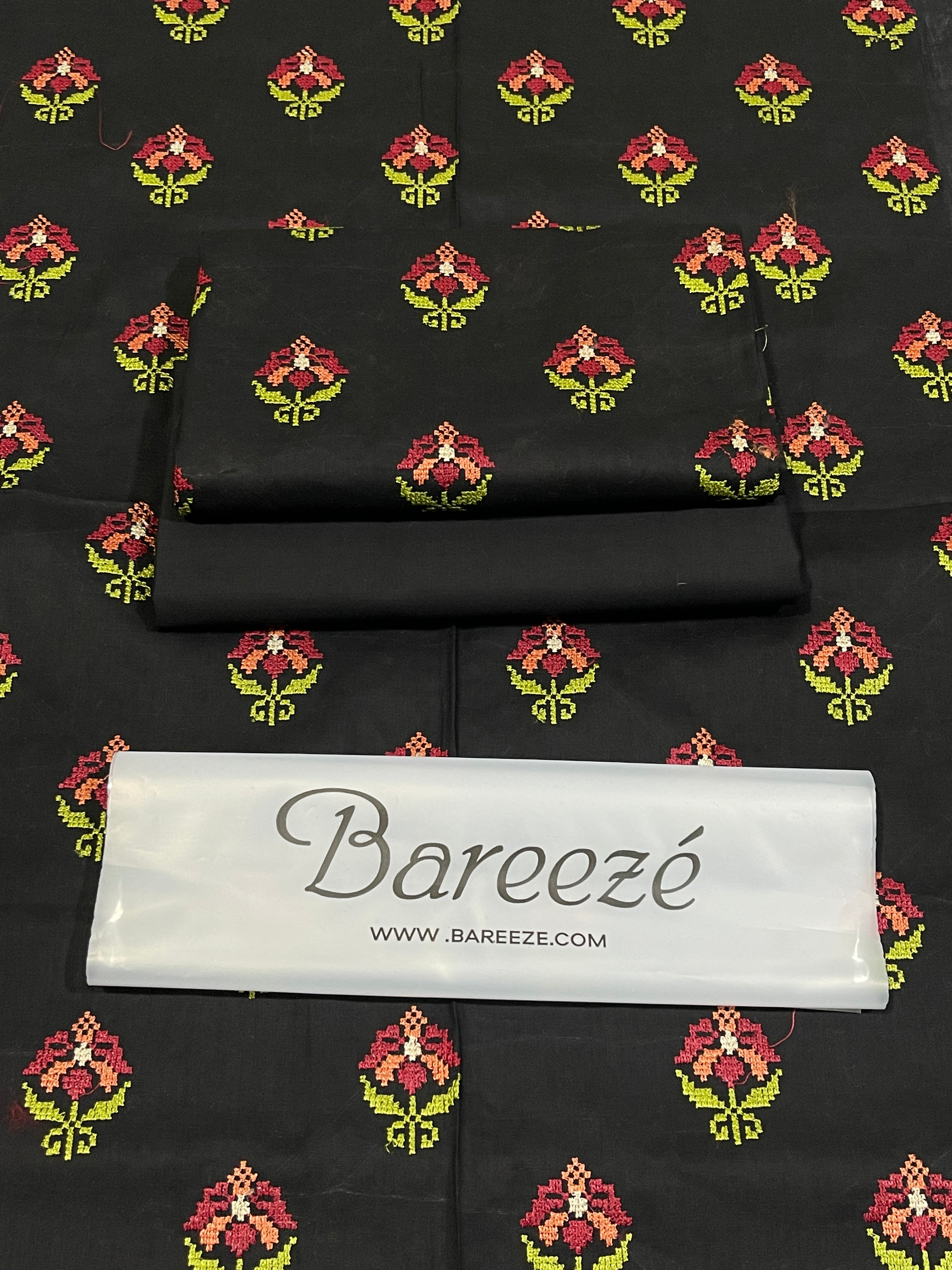 Bareeze 2-Piece Embroidered Lawn Suit D#041