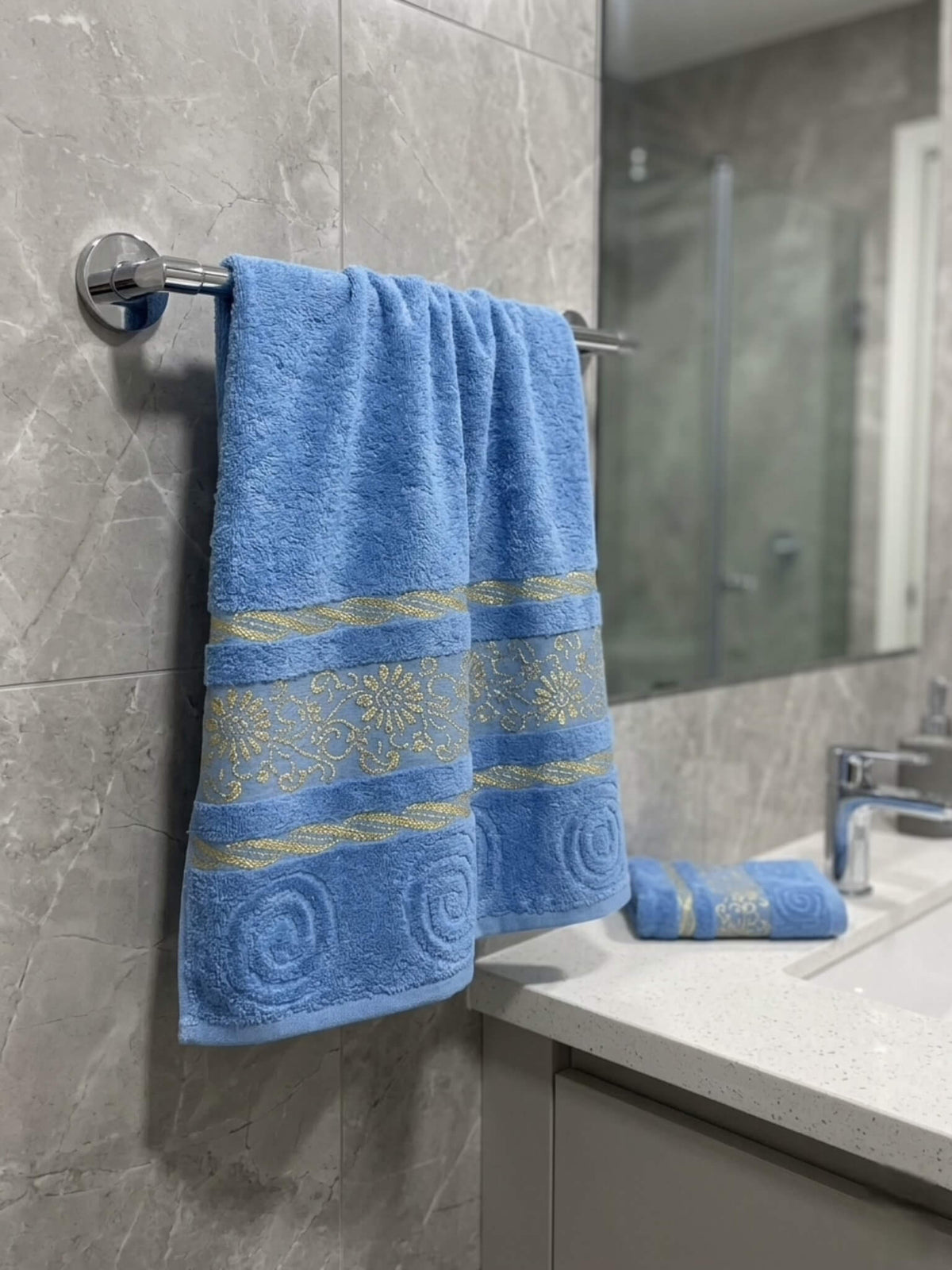 Best Bath Towels for Every Bathroom | Plush & Absorbent D007